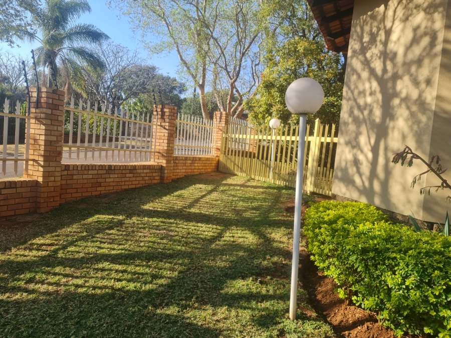 3 Bedroom Property for Sale in Safari Gardens North West